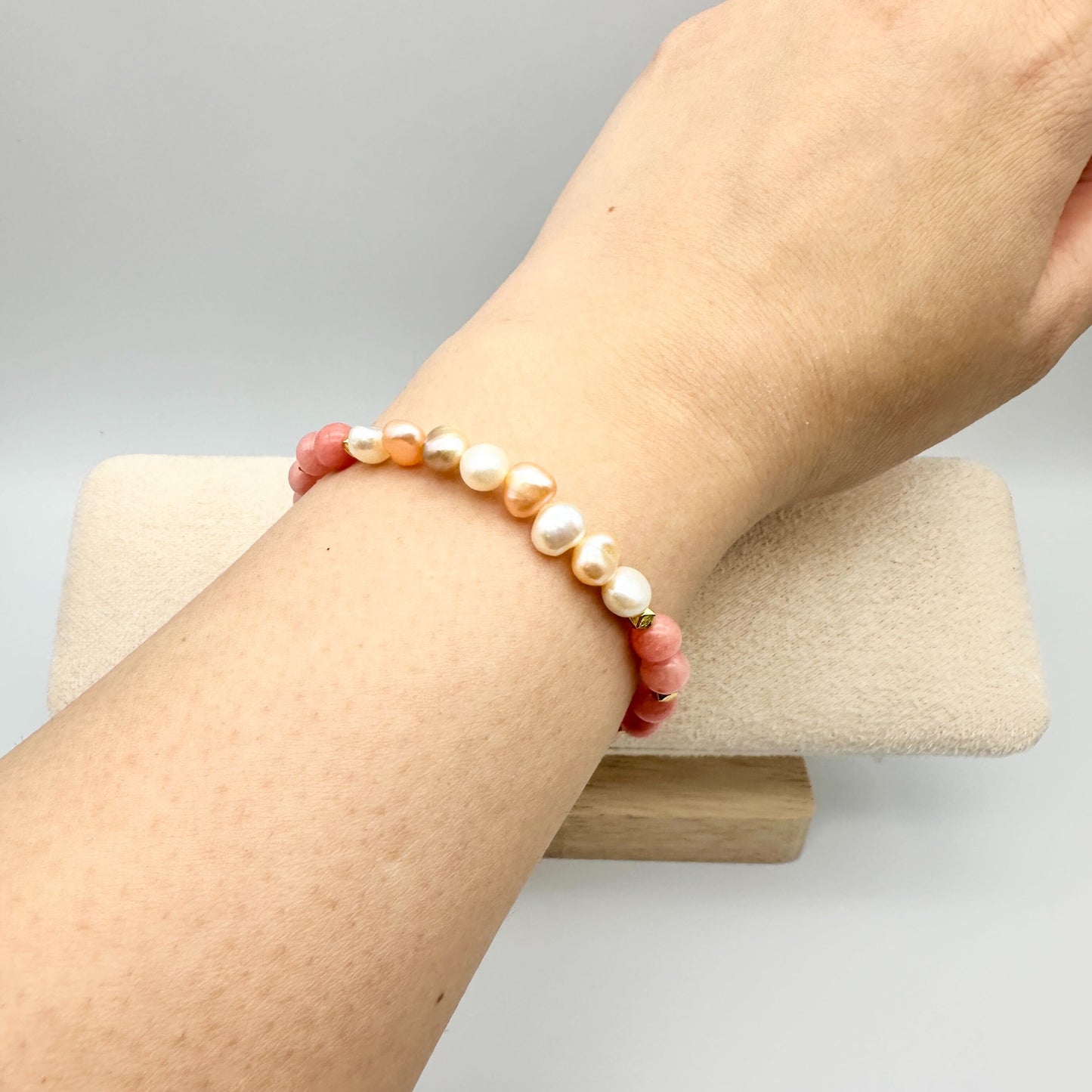 PINK JADE & PHILIPPINE PEARLS | HANDMADE GEMSTONE BRACELET