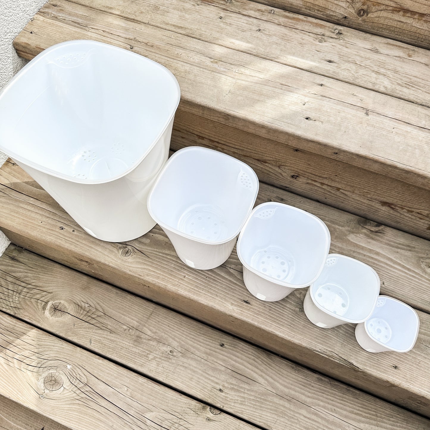 Self-watering Pots with Clear Inserts